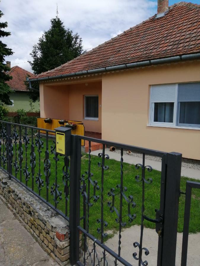 Apartamento Apartman Fiva Pacir Exterior foto
